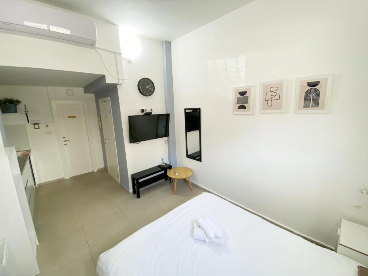 Tlv Apartments Tel Aviv Buitenkant foto